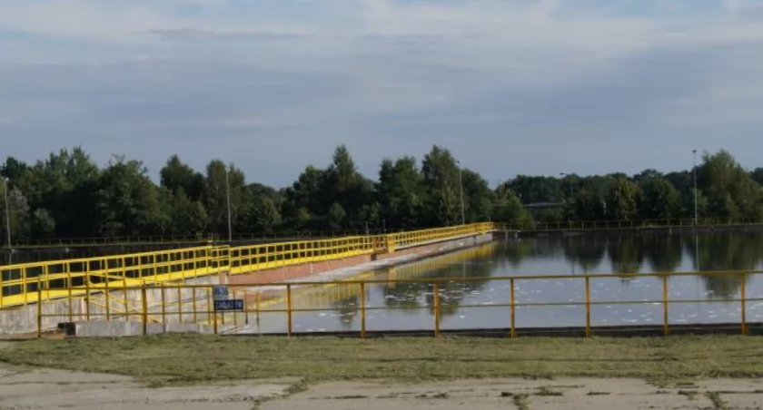 Firma PCC Rokita czyściła zbiorniki. Całe miasto tym oddychało