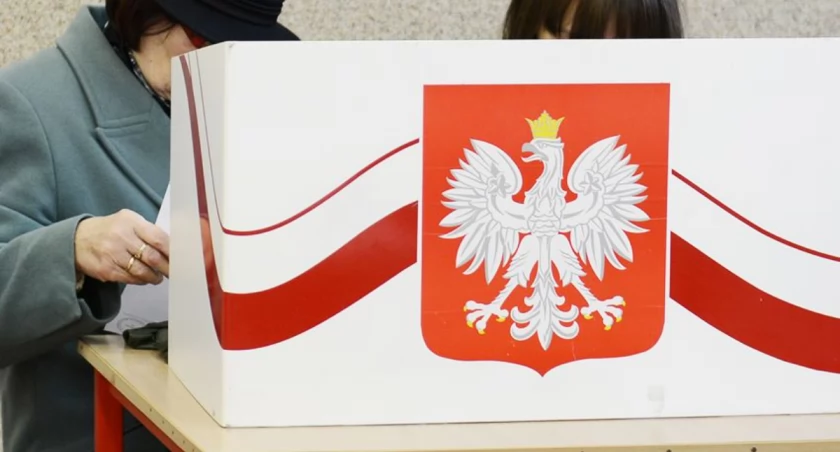 Trwają wybory samorządowe. Dzisiaj mieszkańcy wybierają radnych, burmistrzów i wójta