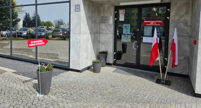 Frekwencja wyborcza na godzinę 12. Jak wygląda w powiecie wołowskim?