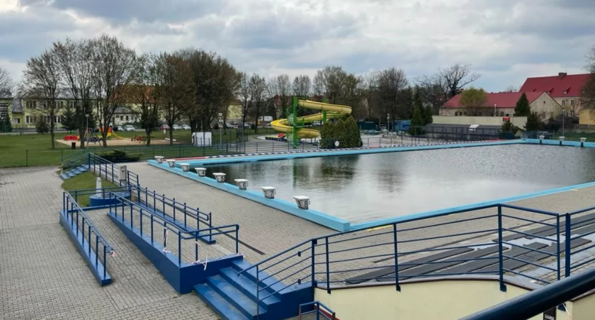 Kiedy otwarcie odkrytych basenów w Wołowie i Brzegu Dolnym?
