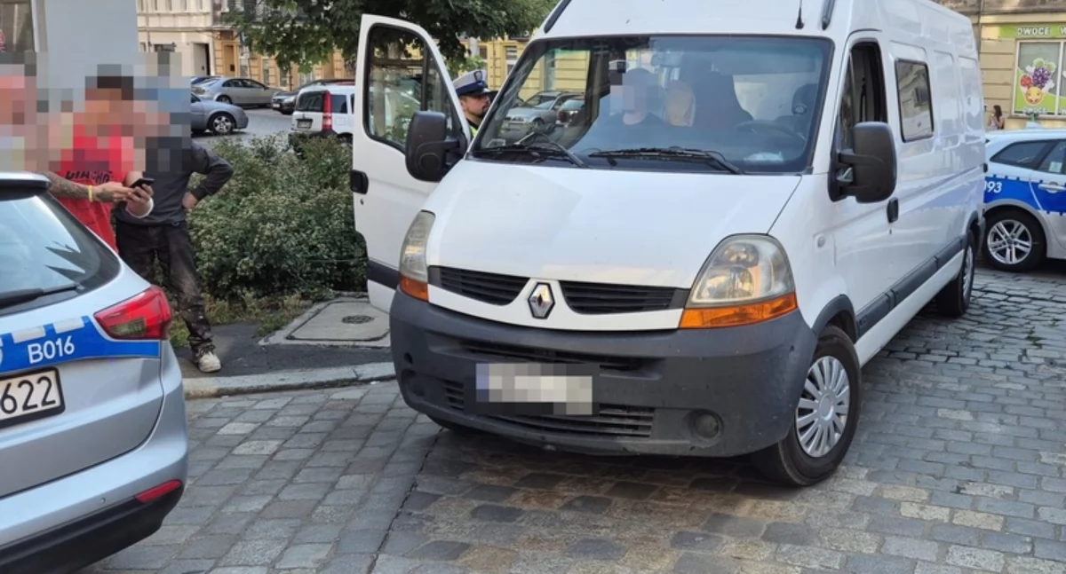 28-letni kierowca busa pił alkohol i palił marihuanę