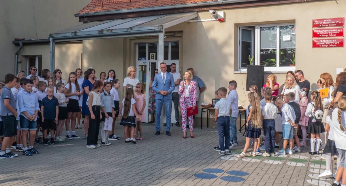 [GALERIA ZDJĘĆ] Brzeg Dolny wita nowy rok szkolny