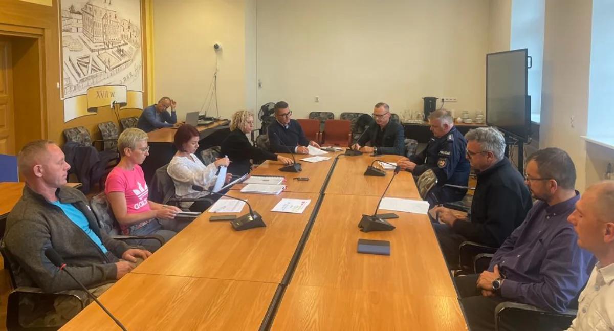 Zebranie sztabu kryzysowego w Brzegu Dolnym 