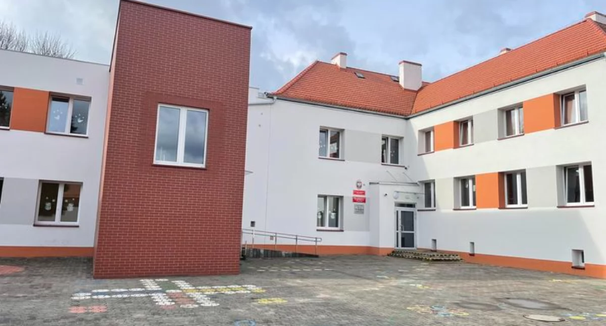 Ważna informacja dla rodziców. Placówka zawiesza zajęcia