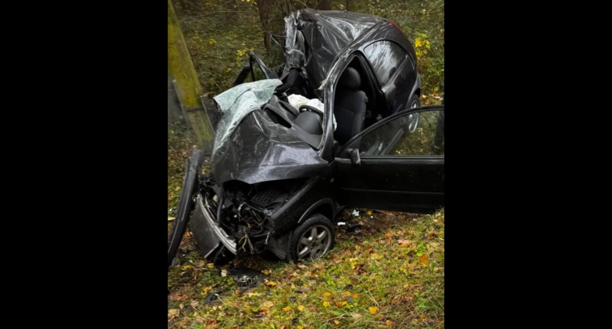 Śmiertelny wypadek pod Lipnicą. Auto z niemowlakiem na przednim siedzeniu zderzyło się z betoniarką