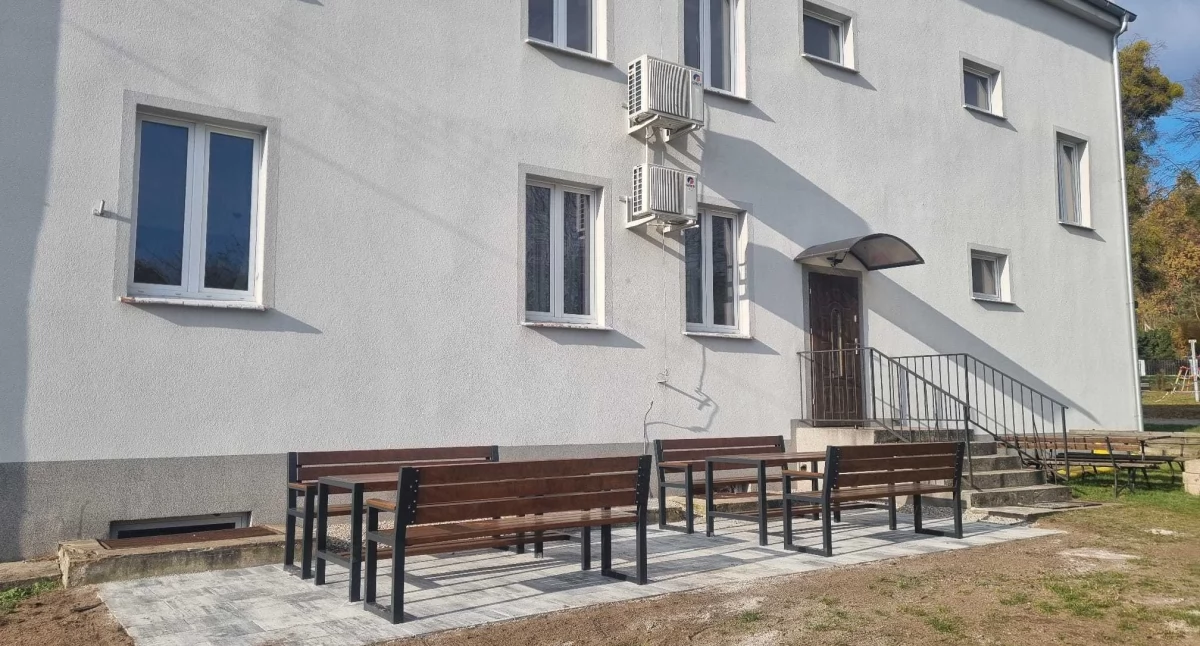 Odnowiona przestrzeń przy świetlicy w Garwole