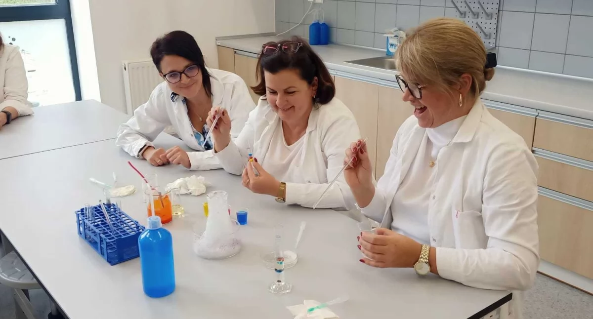 Edukacja w Powiecie Wołowskim: Kadra Zarządzająca Oświatą doskonali warsztat pracy