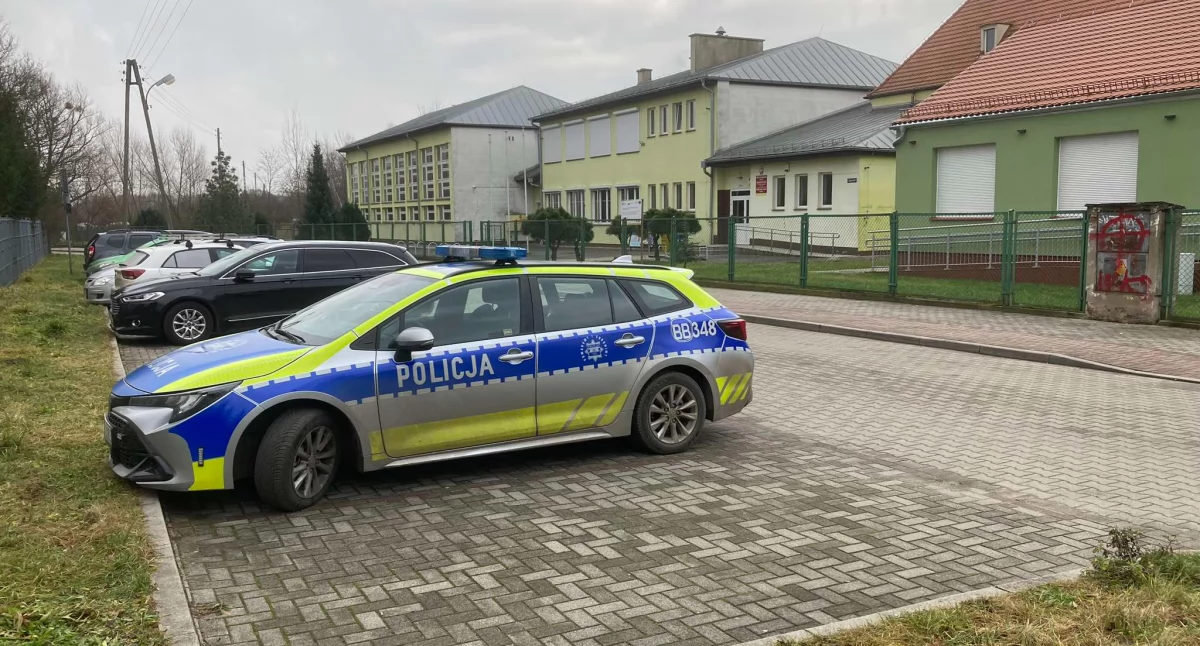 Alarmy bombowe w naszych szkołach, jedną ewakuowano