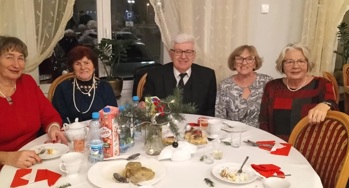 Wigilia u dolnobrzeskich seniorów [ZDJĘCIA]