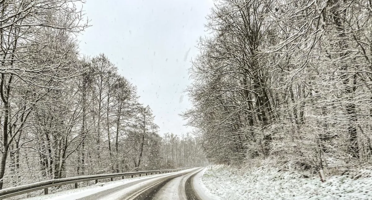 Uwaga. Ostrzeżenie meteorologiczne – oblodzenie!
