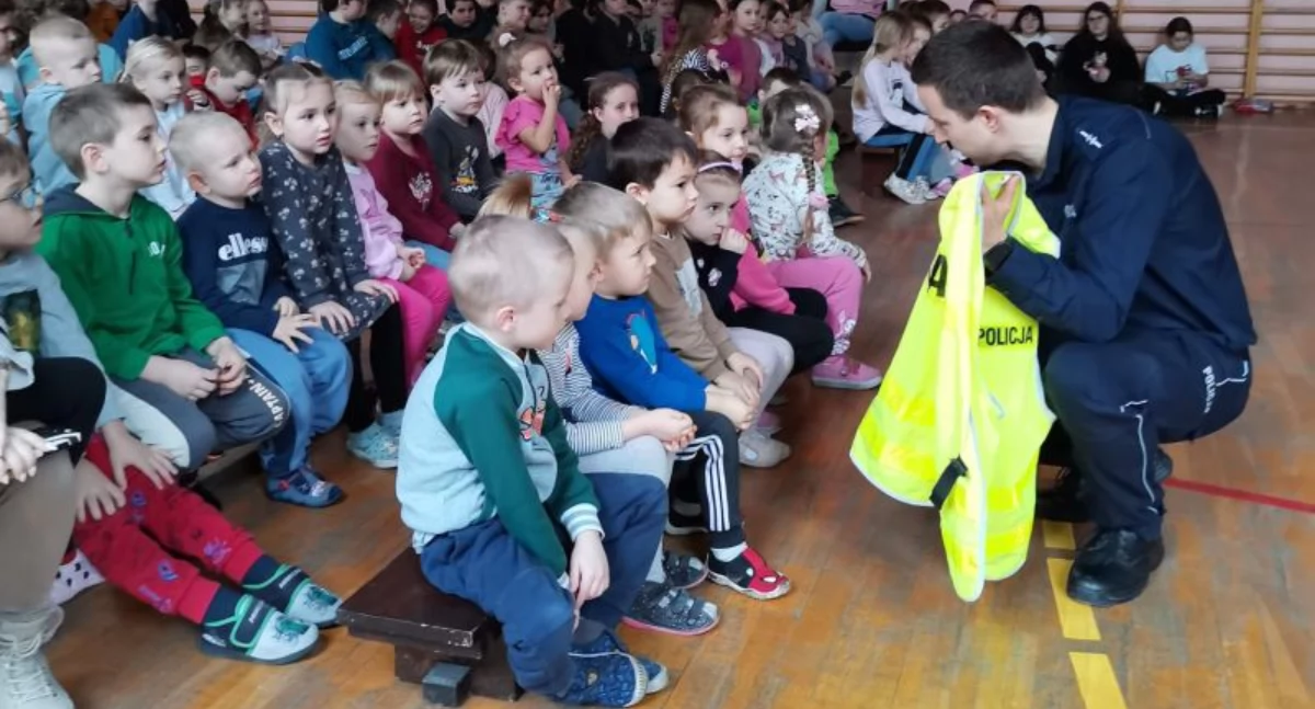 Wołowscy policjanci przygotowują uczniów do bezpiecznych ferii