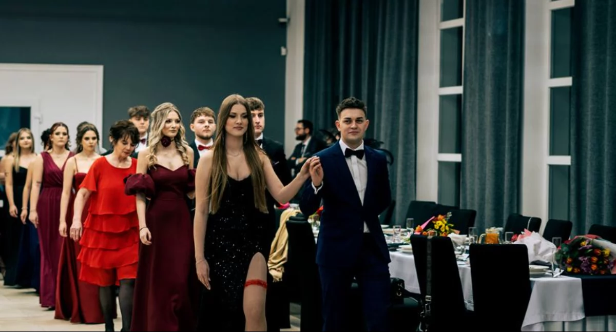 Mamy dla Was galerię zdjęć ze studniówki ZSZ w Brzegu Dolnym