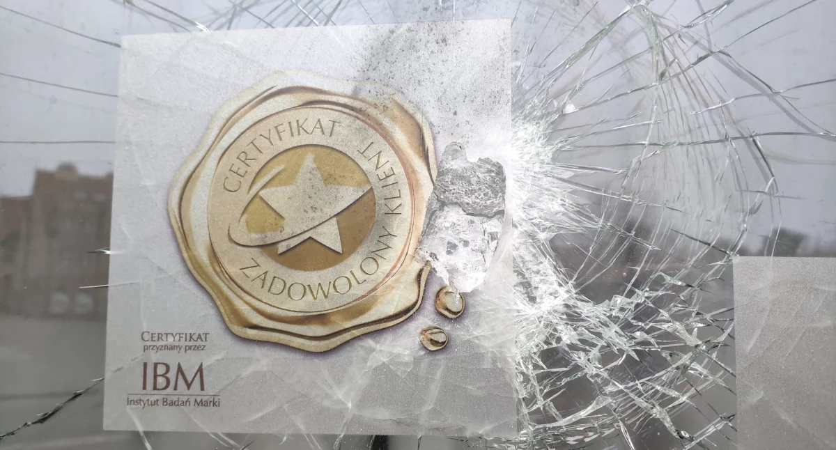 Wandale znów niszczą. Straty mogą sięgnąć nawet kilkadziesiąt tysięcy złotych
