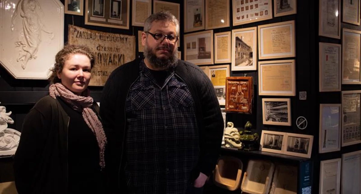 Kafel z Brzegu Dolnego znajduje się w szczecińskim muzeum Zduńskie Opowieści