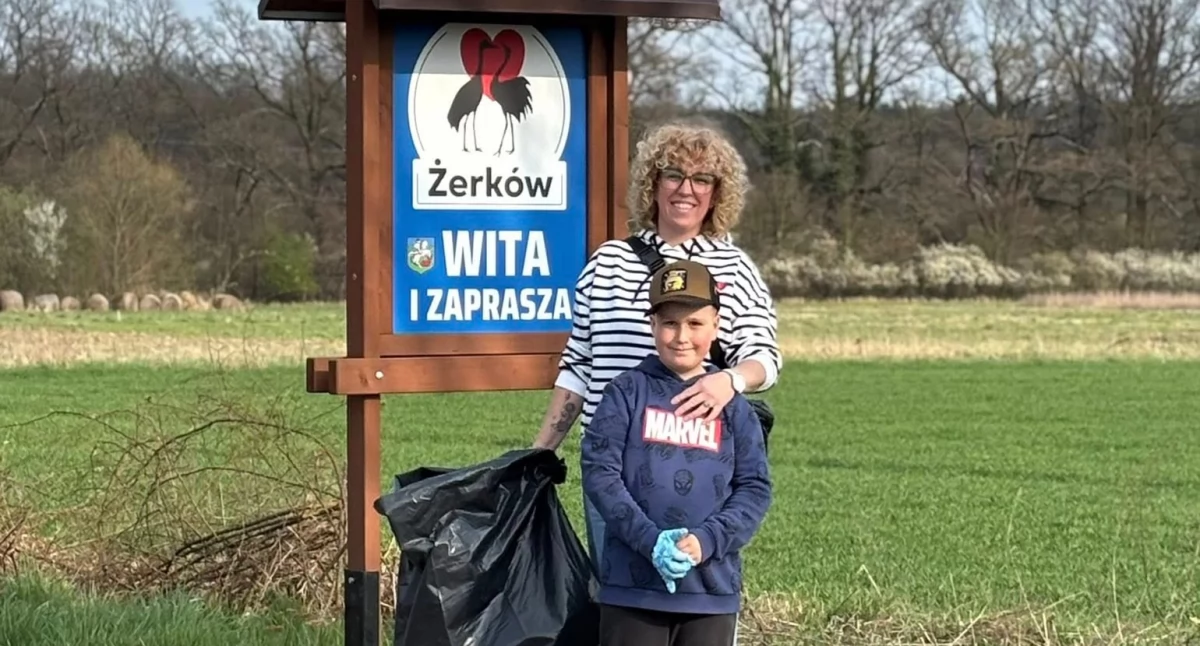 „Kwiatek za śmieć” – mieszkańcy Żerkowa sprzątali wieś i dbali o naturę