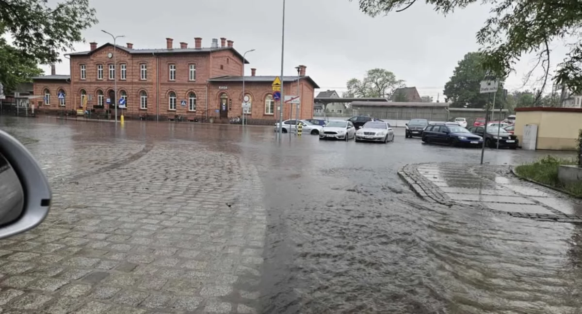 To były najbardziej intensywne opady deszczu od lat. Urzędnicy: wyciągniemy wnioski