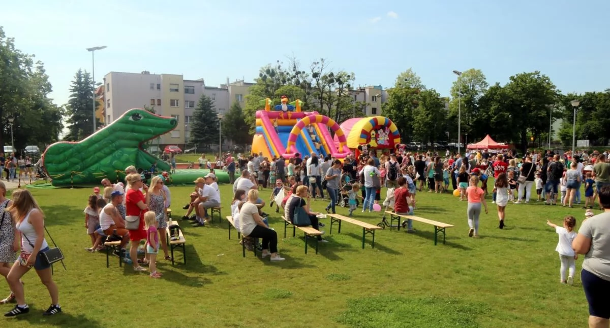 Dzień Dziecka w Gminie Wołów. Kolorowy zawrót głowy, dmuchańce i turniej wędkarski!