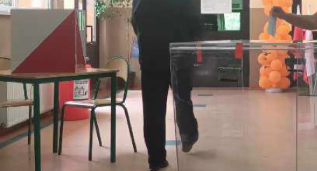 Exit poll: Rafał Trzaskowski na prowadzeniu w II turze wyborów prezydenckich 2025. Różnica minimalna