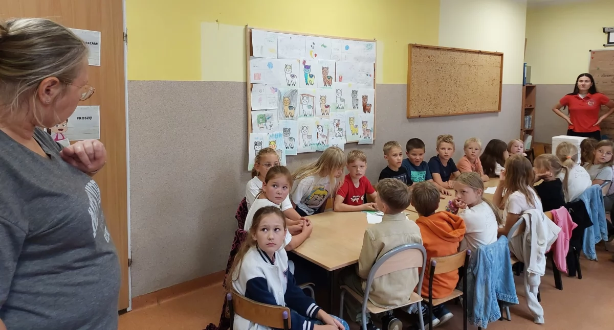 Edukacja przez zabawę. Sanepid odwiedził półkolonie w Brzegu Dolnym