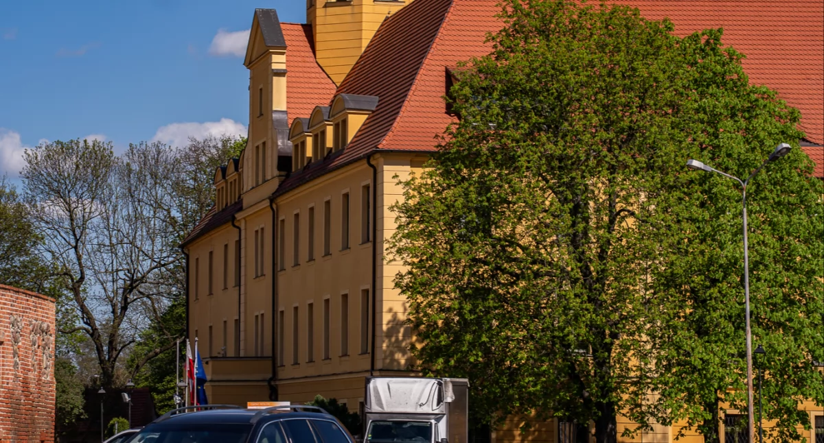 Gotówka i telefon czekają na właścicieli. Zguby trafiły do Biura Rzeczy Znalezionych