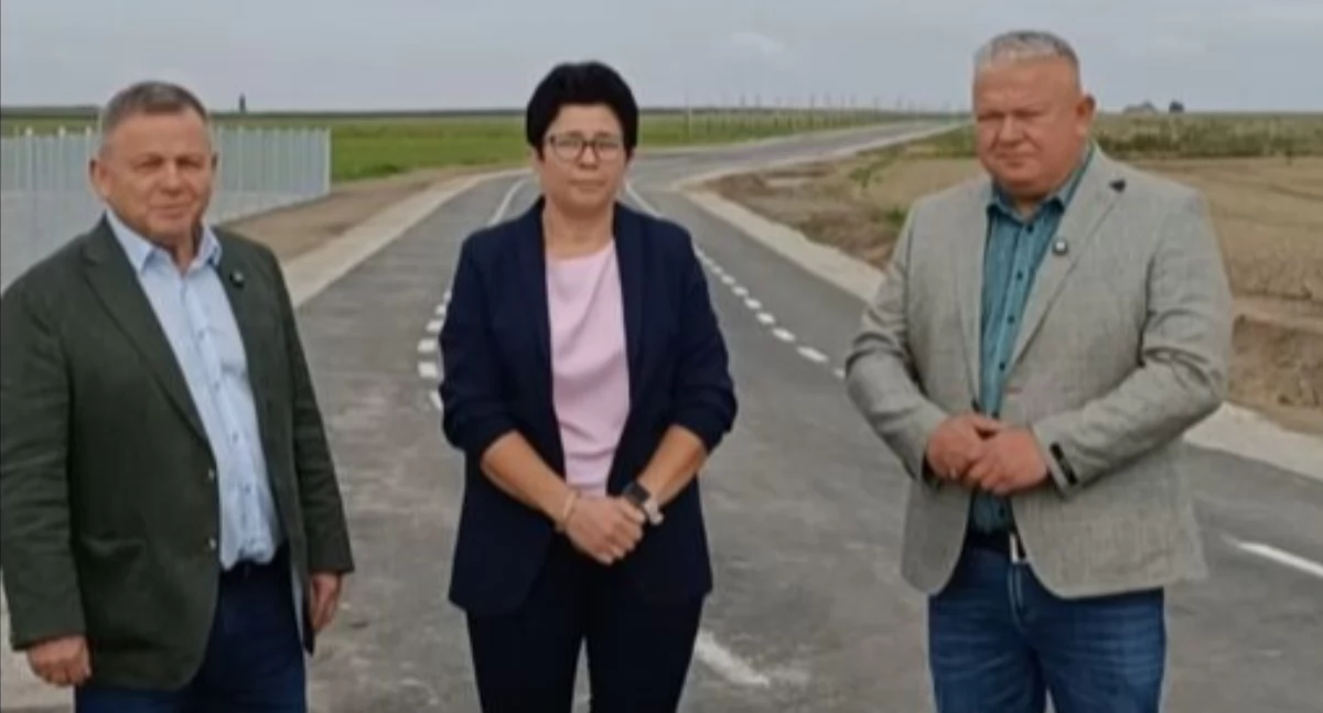 Przebudowa dróg rolnych w Ratajach 