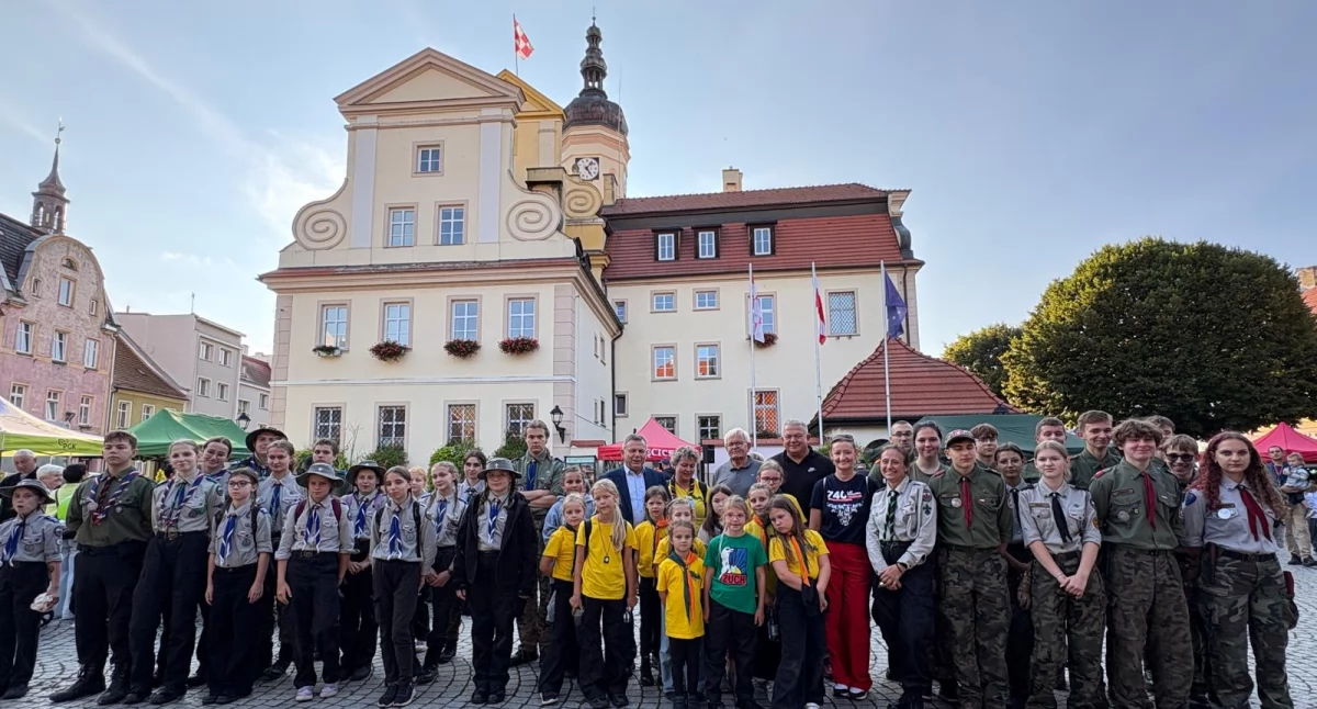  ZHP Wołów i ZHP Powiatu Trzebnickiego rozpoczęli nowy rok na wołowskim rynku