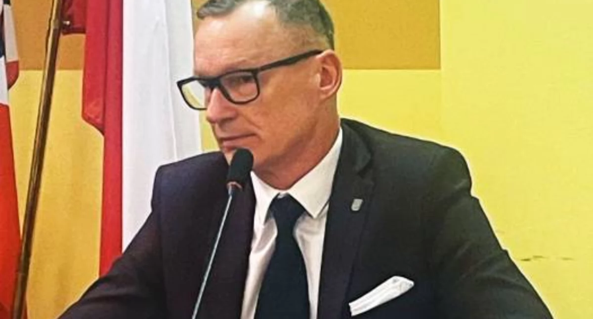 Odory z oczyszczalni wciąż zatruwają życie mieszkańców – burmistrz zabiera głos