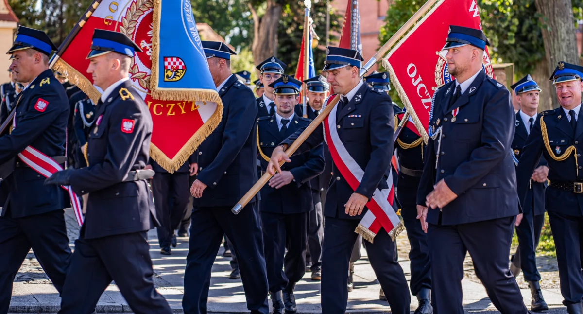 [GALERIA ZDJĘĆ] 75-lecie Ochotniczej Straży Pożarnej w Brzegu Dolnym