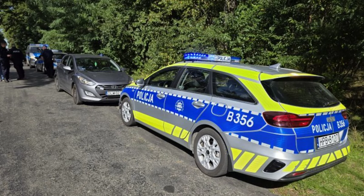 Szczęśliwy finał poszukiwań w lesie. 71-latka odnaleziona przez wołowskich policjantów