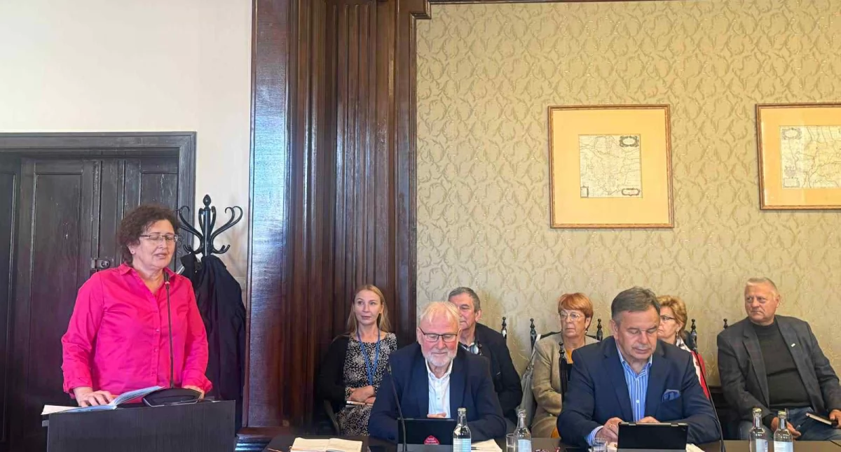 Szkoły, gastronomia i woda pod lupą. Raport wołowskiego sanepidu na sesji rady powiatu