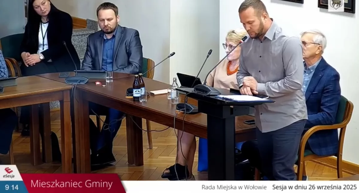 Rodzice z Lubiąża protestują przeciwko przeniesieniu przedszkola. Burmistrz komentuje: Nigdy nie powiedziałem, że Lubiąż jest kulą u nogi