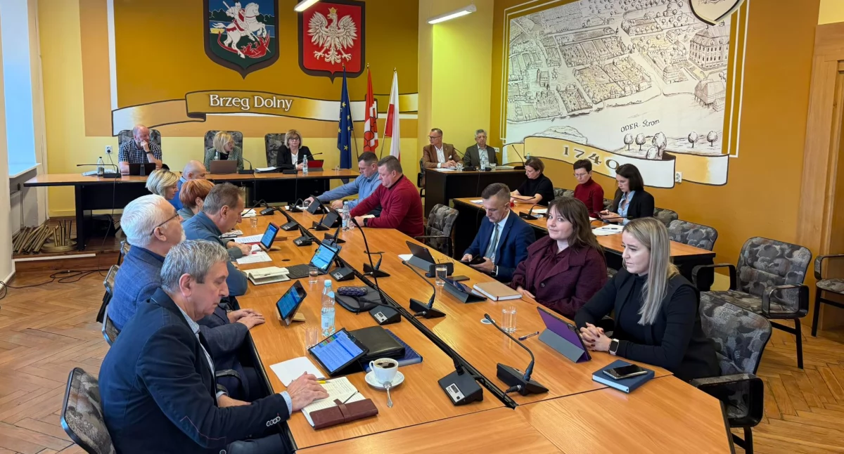 Śmieci w górę o 6 zł w Brzegu Dolnym. To nie mieszkańcy czy radni są winni wysokim cenom śmieci. Płacimy za brak spalarni na Dolnym Śląsku 