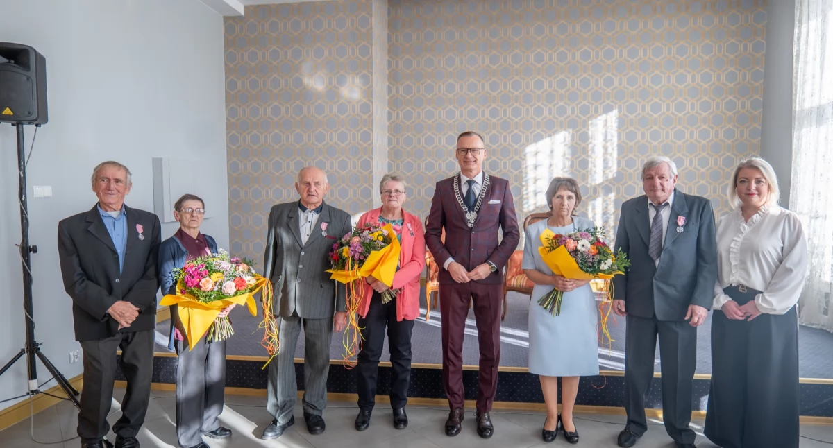 Złote Gody w Brzegu Dolnym – trzy pary świętowały 50 lat wspólnego życia