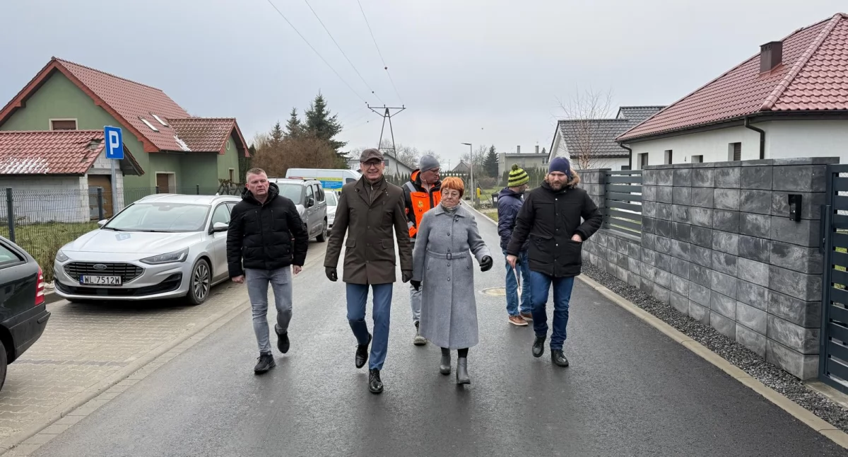 Ulica Zbożowa w Brzegu Dolnym oficjalnie odebrana. „Lubię takie dni” – komentuje burmistrz