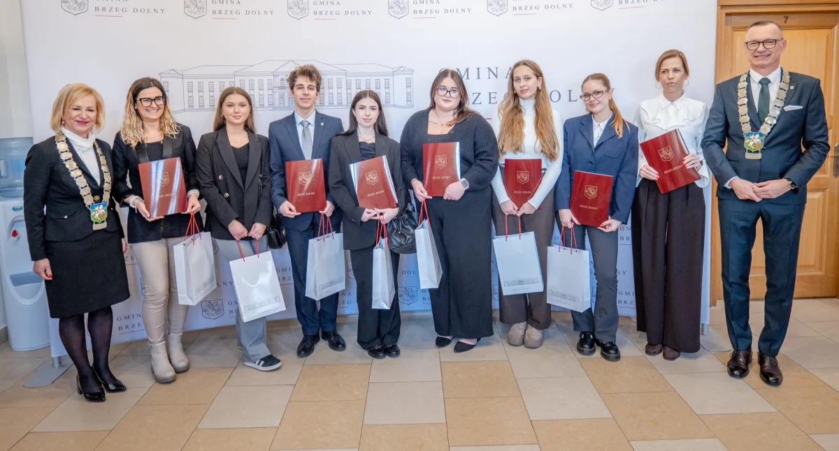 Stypendia dla najlepszych studentów z Brzegu Dolnego