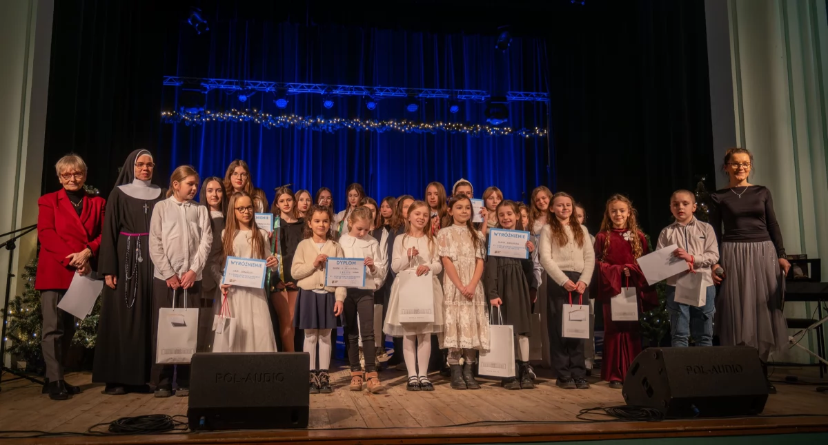 Kolędy i pastorałki w wykonaniu młodych talentów. I Powiatowy Konkurs w Brzegu Dolnym