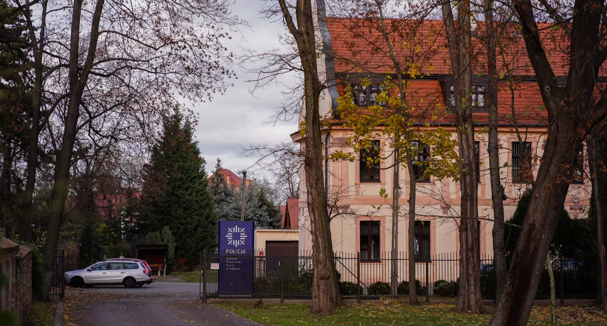 Policjant z Wołowa zatrzymany. Sprawa dotyczy podejrzenia przestępstwa na tle seksualnym