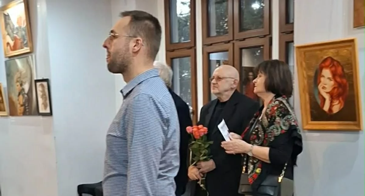 „Czas leci” – wystawa o przemijaniu w Wołowie. Emocje zapisane w obrazach