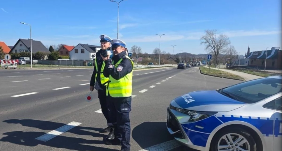 Bezpiecznie przez Wołów i Brzeg Dolny. Policja apeluje do kierowców o rozwagę