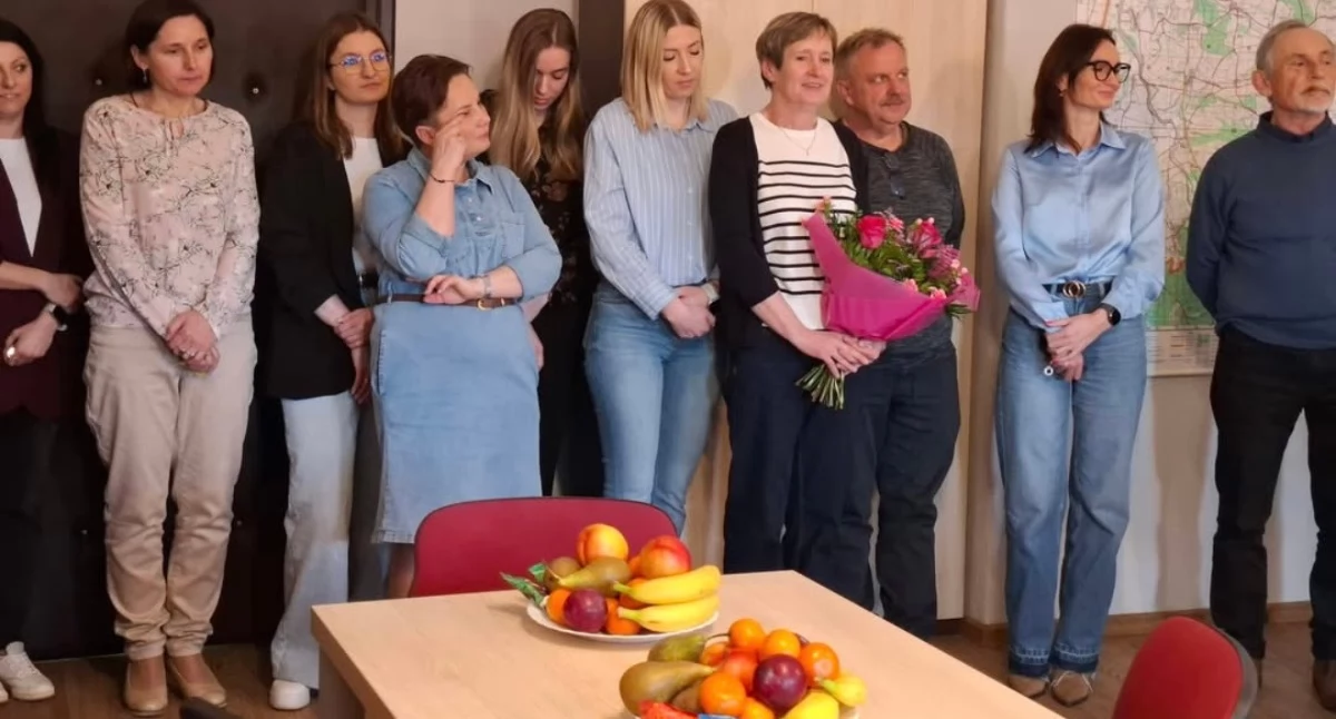 Ale teraz będzie felieton... o urodzinach. Nie u cioci. U pani wójt