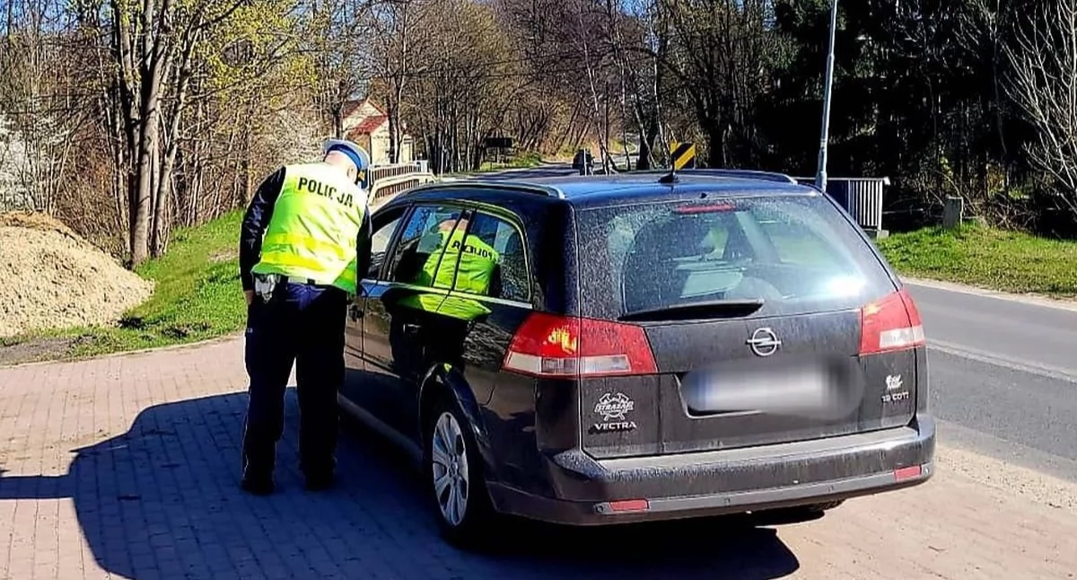 Policyjna obława na piratów drogowych. Ponad 1300 wykroczeń w jeden dzień!