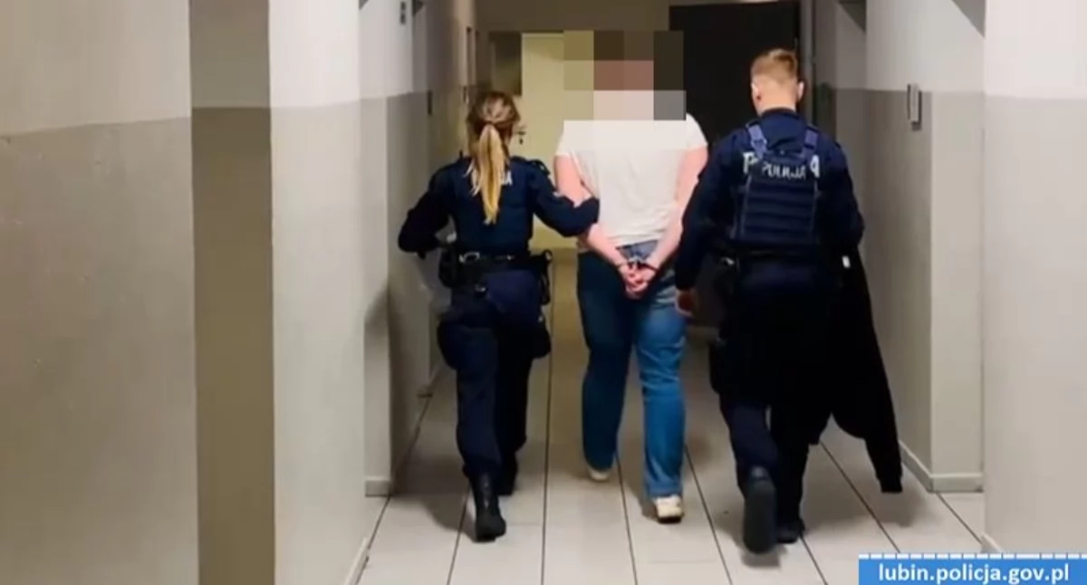 Dramatyczny wypadek. Kierowca skody potrącił dwie kobiety i uciekł