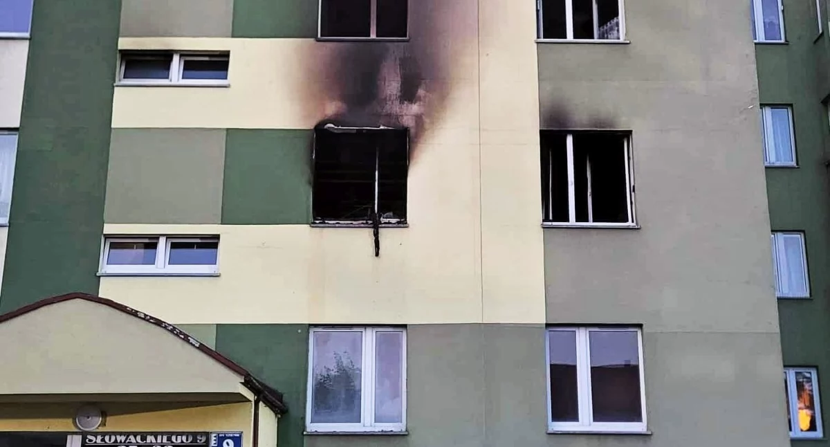 Tragiczna noc przy ul. Słowackiego w Brzegu Dolnym. Rozmawiamy z prokuratorem o pożarze, w którym zginął 16-latek
