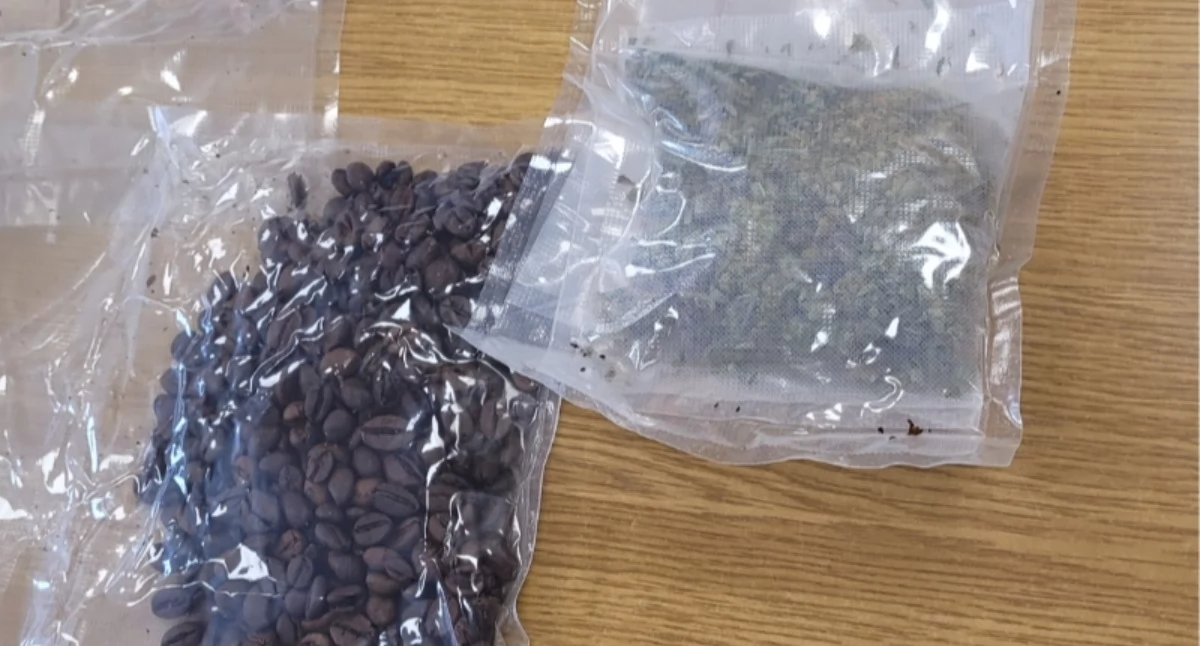 Narkotyki w paczkach. Dolnośląska KAS przechwyciła blisko 10 kg niebezpiecznych substancji