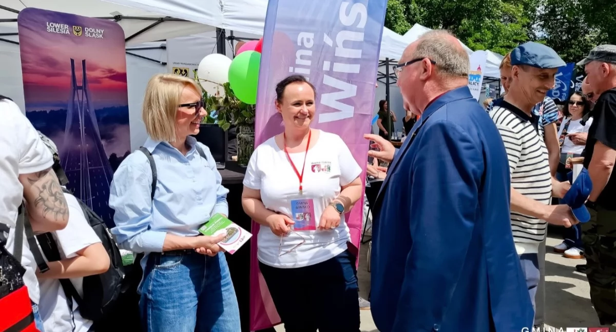 Pojechali do Wrocławia promować Wińsko. I dobrze. Ale...