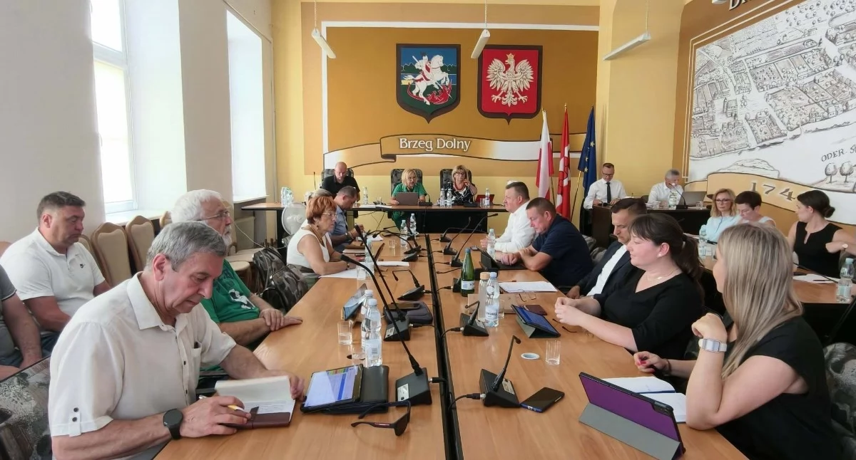 Sesja absolutoryjna Rady Miejskiej w Brzegu Dolnym