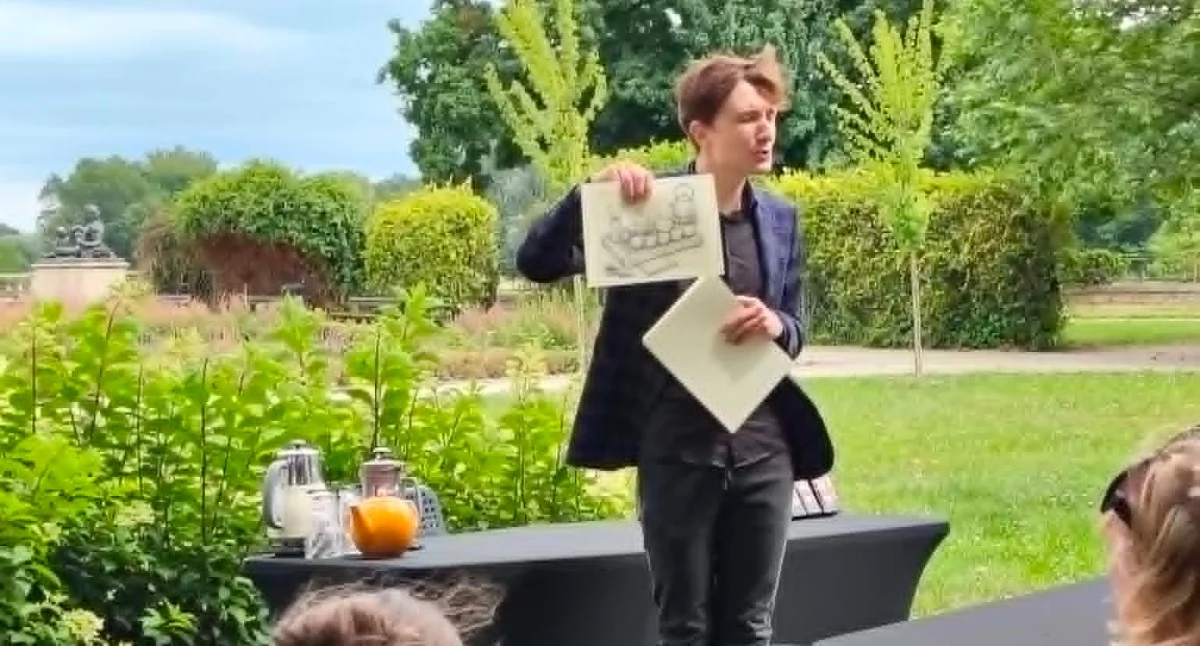 Warsztaty herbaciane „Letnia Podróż z Herbatą”. Kacper Skowroński zdradził sekrety idealnego naparu!