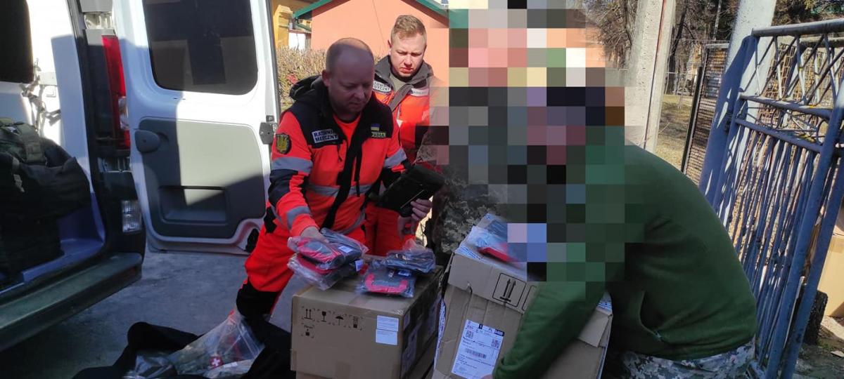 Michał Matraj z Wołowa wraz z innymi ratownikami działa już w Ukrainie