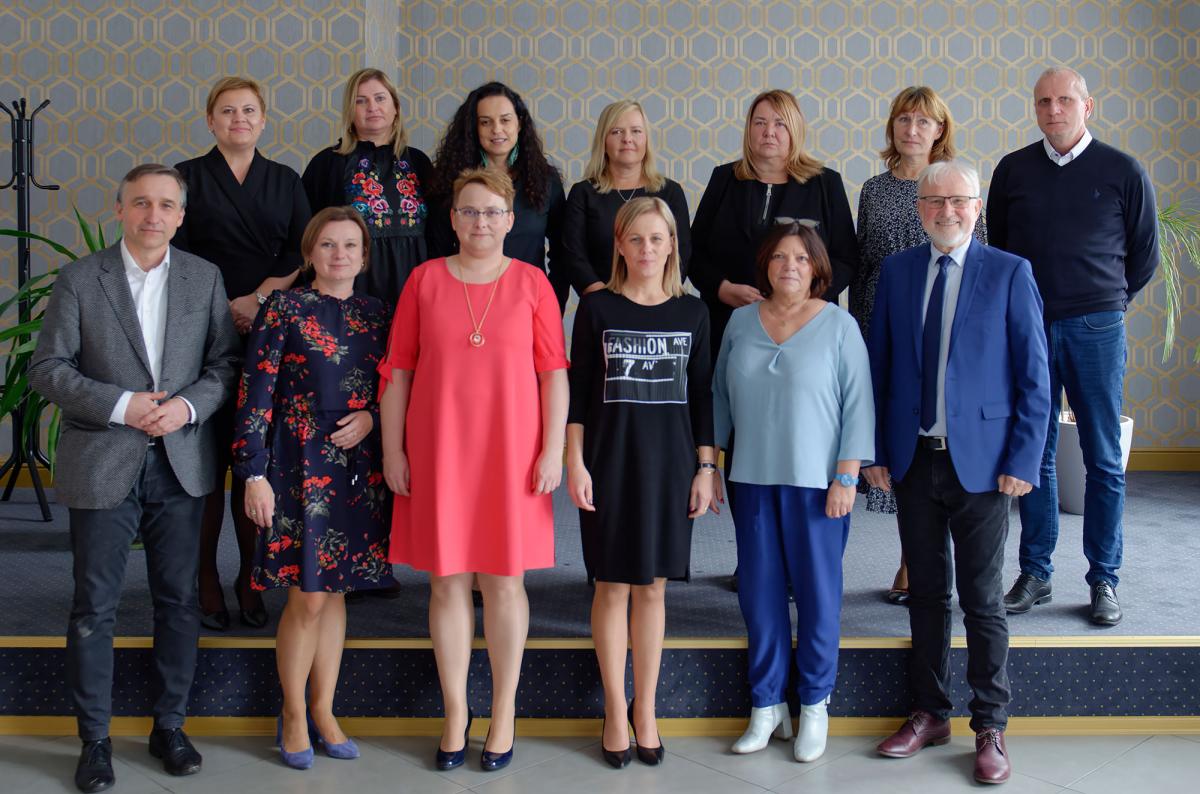 Nagrody i gratulacje dla dolnobrzeskich nauczycieli