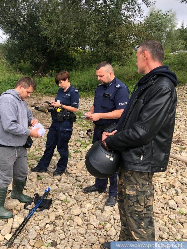 Działania policji i Straży Rybackiej na Odrze
